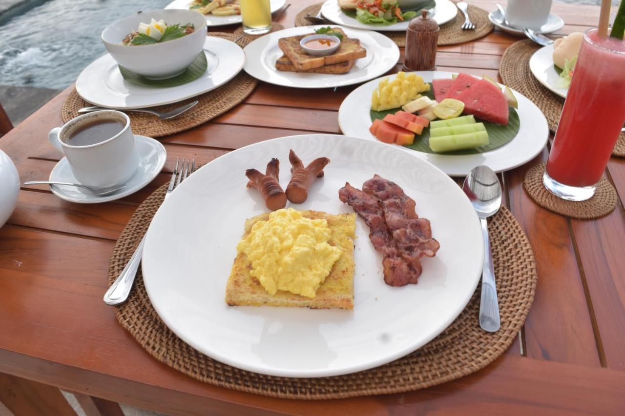 Menjangan Hill Hotel Banyuwedang Buitenkant foto